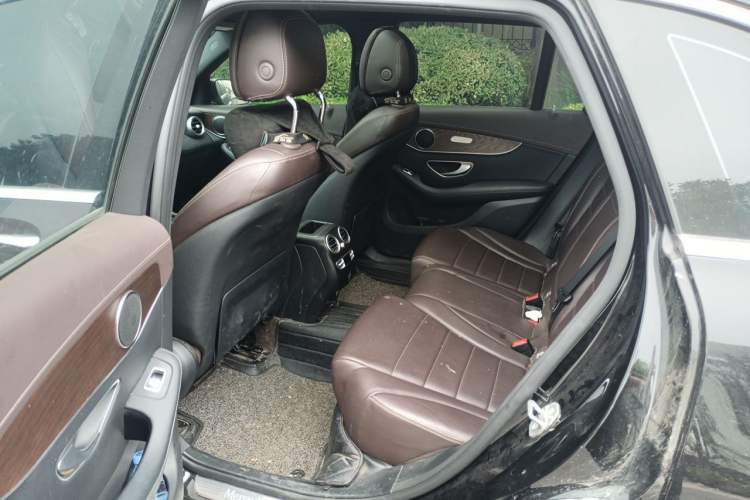 Used Mercedes-Benz GLC 2021 GLC 260 L 4MATIC Luxury Model Left Rear Seat
