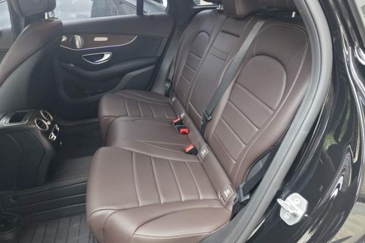 Used Mercedes-Benz GLC 2021 GLC 300 L 4MATIC Luxury Model Left Rear Seat