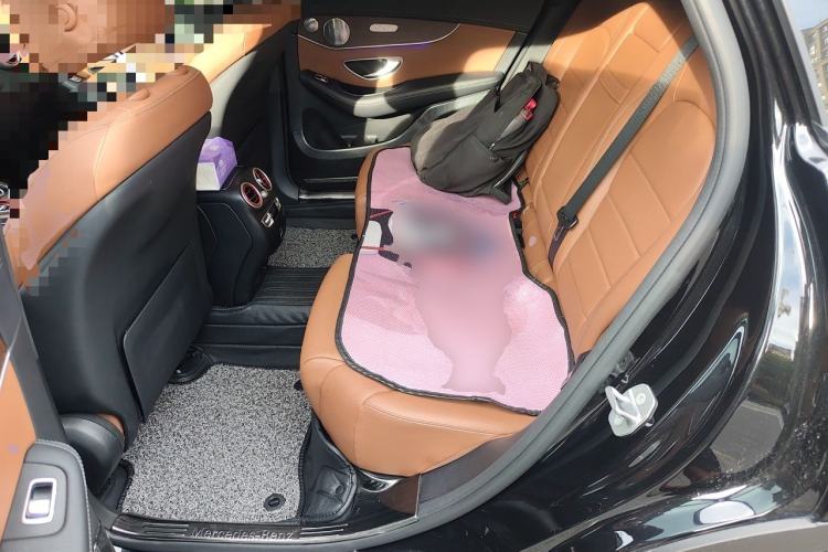 Used Mercedes-Benz GLC 2021 GLC 300 L 4MATIC Dynamic Model Left Rear Seat