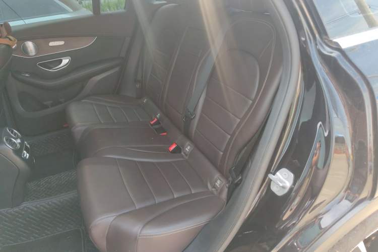 Used Mercedes-Benz GLC 2021 GLC 300 L 4MATIC Dynamic Model Left Rear Seat