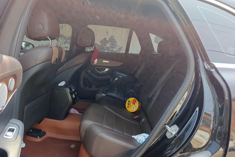 Used Mercedes-Benz GLC 2021 GLC 300 L 4MATIC Dynamic Model Left Rear Seat
