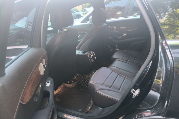 Used Mercedes-Benz GLC 2021 GLC 300 L 4MATIC Dynamic Model Left Rear Seat