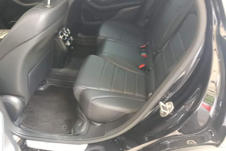 Used Mercedes-Benz GLC 2021 GLC 300 L 4MATIC Luxury Model Left Rear Seat