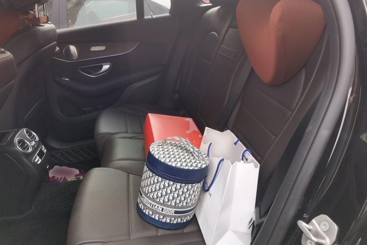 Used Mercedes-Benz GLC 2021 GLC 300 L 4MATIC Dynamic Model Left Rear Seat