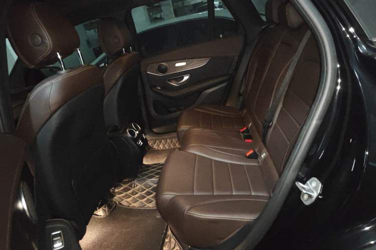 Used Mercedes-Benz GLC 2021 GLC 260 L 4MATIC Luxury Model Left Rear Seat