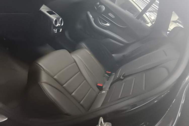Used Mercedes-Benz GLC 2021 GLC 300 L 4MATIC Dynamic Model Left Rear Seat