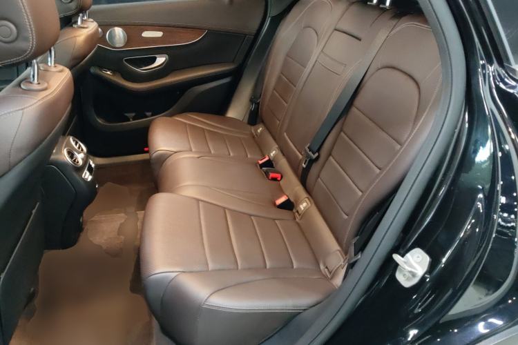 Used Mercedes-Benz GLC 2021 GLC 300 L 4MATIC Dynamic Model Left Rear Seat