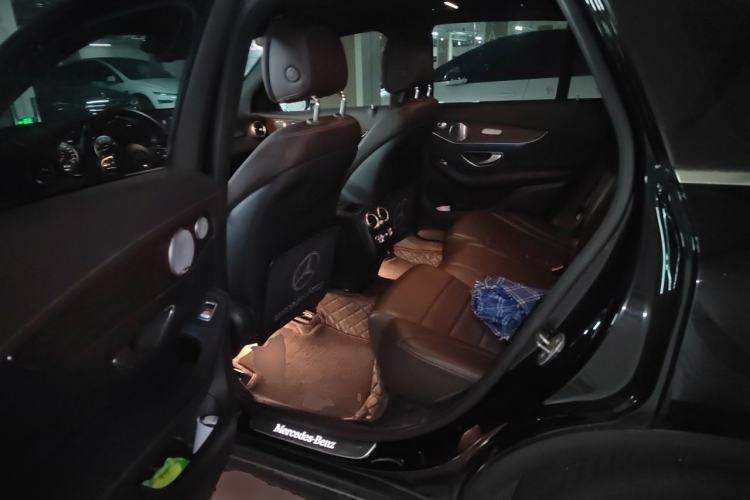 Used Mercedes-Benz GLC 2021 GLC 300 L 4MATIC Dynamic Model Left Rear Seat