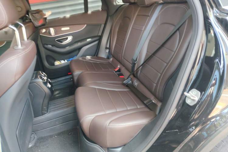 Used Mercedes-Benz GLC 2021 GLC 300 L 4MATIC Dynamic Model Left Rear Seat
