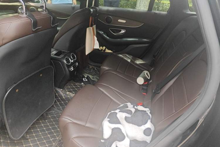 Used Mercedes-Benz GLC 2021 GLC 260 L 4MATIC Luxury Model Left Rear Seat