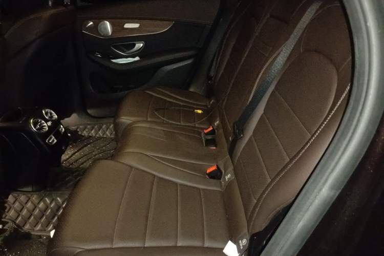 Used Mercedes-Benz GLC 2021 GLC 300 L 4MATIC Dynamic Model Left Rear Seat
