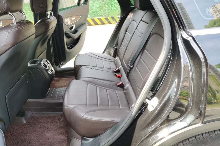 Used Mercedes-Benz GLC 2021 GLC 300 L 4MATIC Dynamic Model Left Rear Seat