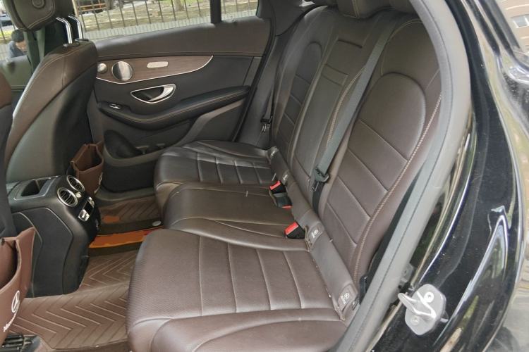 Used Mercedes-Benz GLC 2021 GLC 300 L 4MATIC Dynamic Model Left Rear Seat