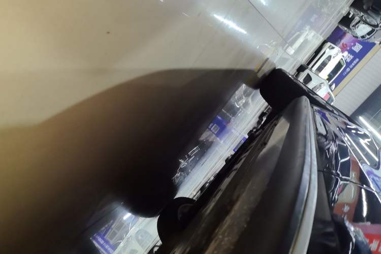 Used Mercedes-Benz GLC 2021 GLC 260 L 4MATIC Dynamic Edition Left Side Sill
