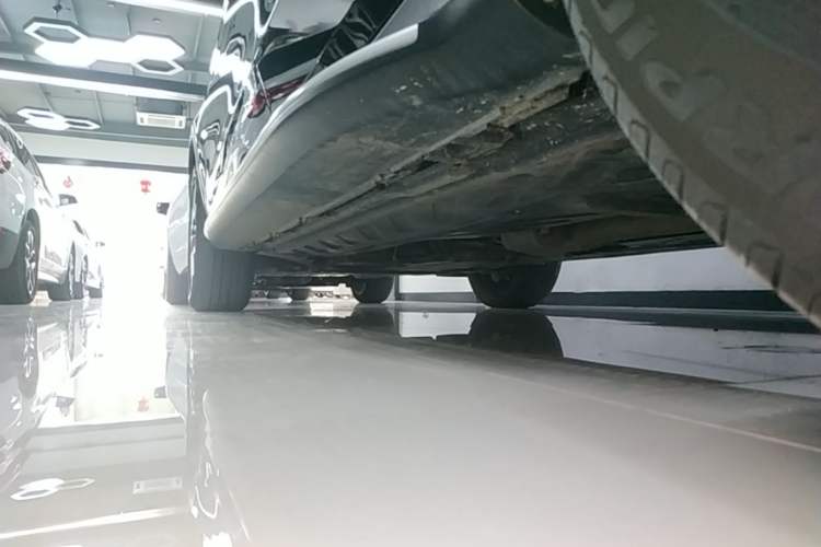 Used Mercedes-Benz GLC 2021 GLC 300 L 4MATIC Dynamic Model Left Side Sill