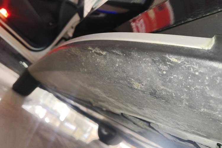 Used Mercedes-Benz GLC 2021 GLC 260 L 4MATIC Dynamic Edition Left Side Sill