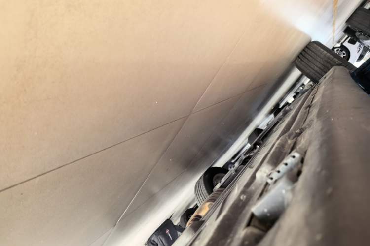 Used Mercedes-Benz GLC 2021 GLC 260 L 4MATIC Dynamic Edition Left Side Sill