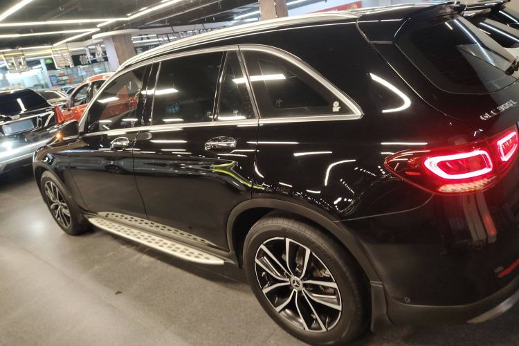 Used Mercedes-Benz GLC 2021 GLC 300 L 4MATIC Dynamic Model Left Side
