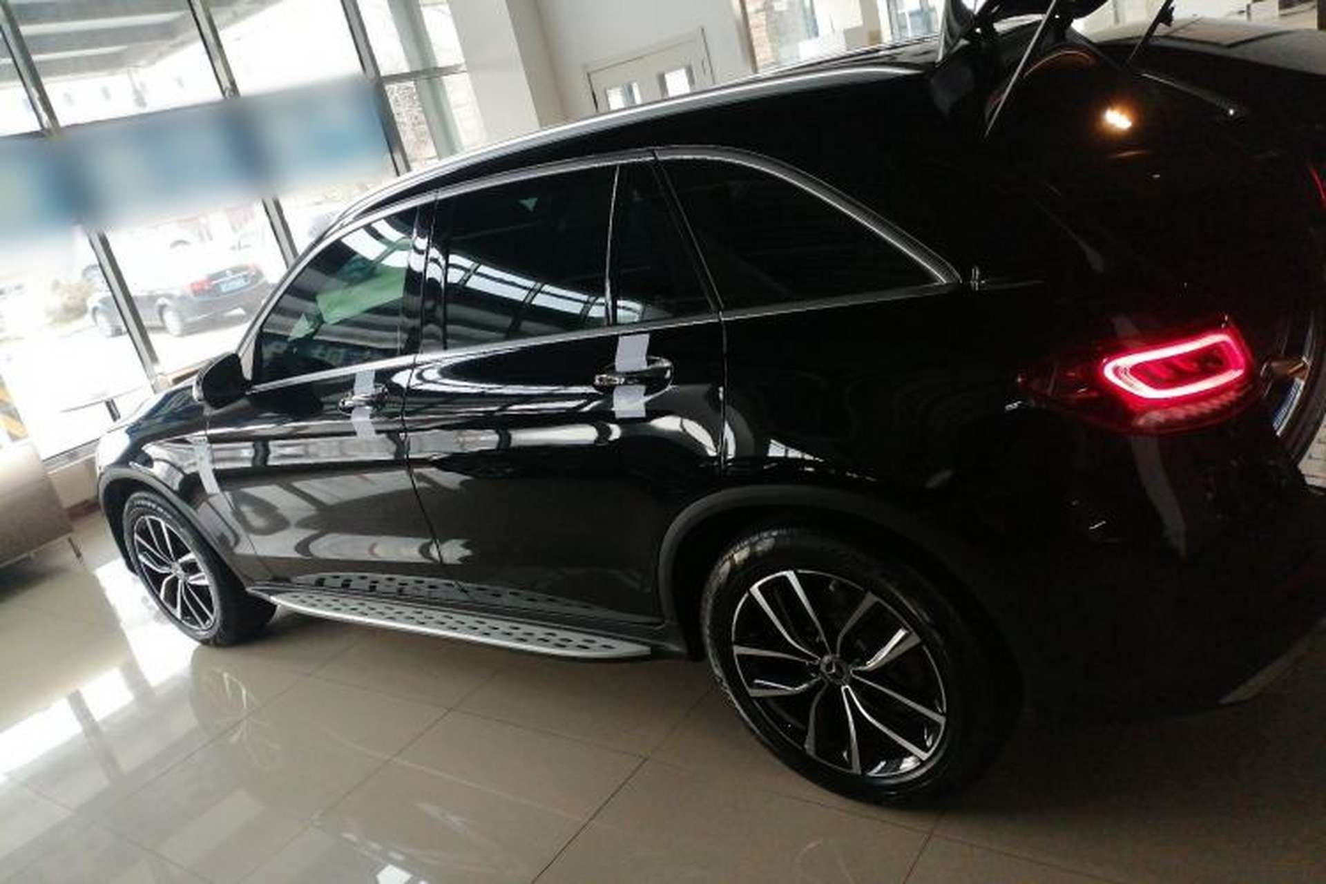 Used Mercedes-Benz GLC 2021 GLC 300 L 4MATIC Dynamic Model Left Side