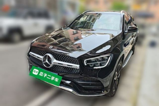 Ojetý Mercedes-Benz GLC 2021 GLC 300 L 4MATIC Dynamic Model
