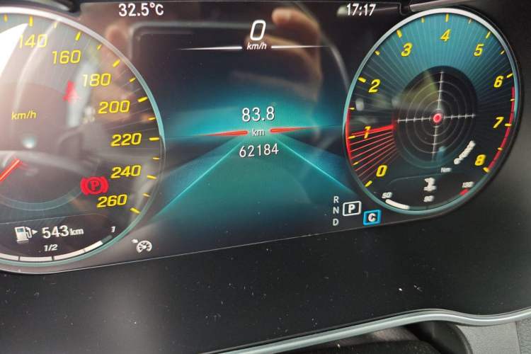 Used Mercedes-Benz GLC 2021 GLC 260 L 4MATIC Luxury Model Odometer Close Up