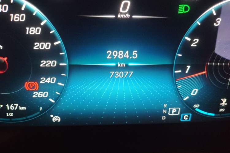 Used Mercedes-Benz GLC 2021 GLC 260 L 4MATIC Luxury Model Odometer Close Up