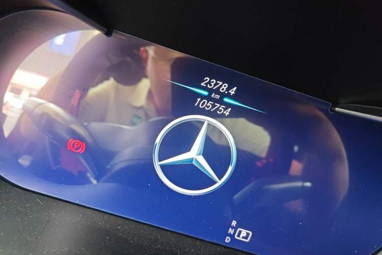 Used Mercedes-Benz GLC 2021 GLC 260 L 4MATIC Luxury Model Odometer Close Up