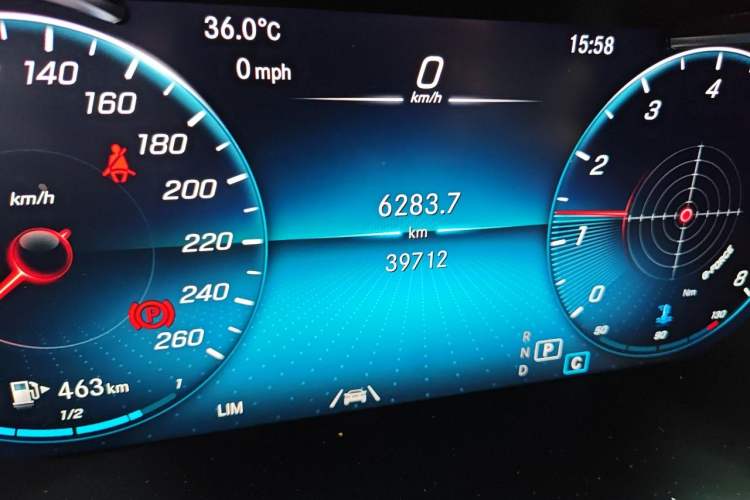 Used Mercedes-Benz GLC 2021 GLC 300 L 4MATIC Dynamic Model Odometer Close Up