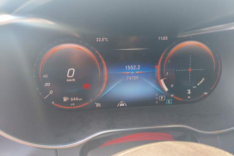 Used Mercedes-Benz GLC 2021 GLC 300 L 4MATIC Dynamic Model Odometer Close Up