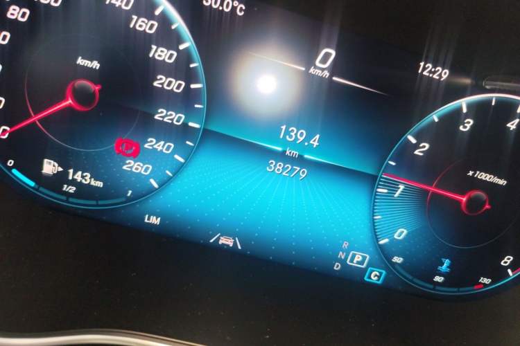 Used Mercedes-Benz GLC 2021 GLC 300 L 4MATIC Dynamic Model Odometer Close Up