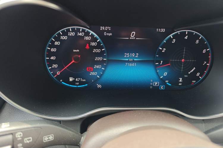 Used Mercedes-Benz GLC 2021 GLC 260 L 4MATIC Luxury Model Odometer Close Up