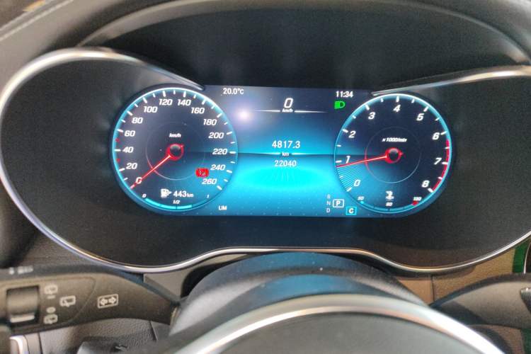 Used Mercedes-Benz GLC 2021 GLC 260 L 4MATIC Luxury Model Odometer Close Up