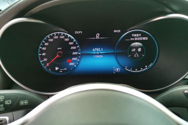 Used Mercedes-Benz GLC 2021 GLC 260 L 4MATIC Dynamic Edition Odometer Close Up