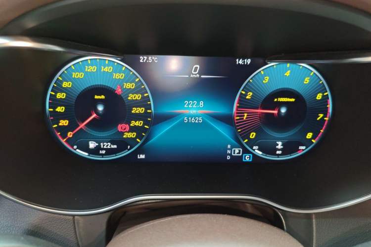 Used Mercedes-Benz GLC 2021 GLC 260 L 4MATIC Luxury Model Odometer Close Up