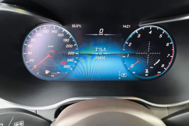 Used Mercedes-Benz GLC 2021 GLC 300 L 4MATIC Dynamic Model Odometer Close Up