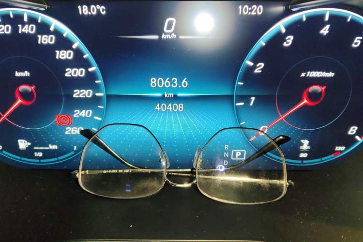 Used Mercedes-Benz GLC 2021 GLC 300 L 4MATIC Dynamic Model Odometer Close Up