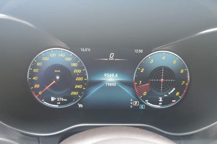 Used Mercedes-Benz GLC 2021 GLC 260 L 4MATIC Luxury Model Odometer Close Up