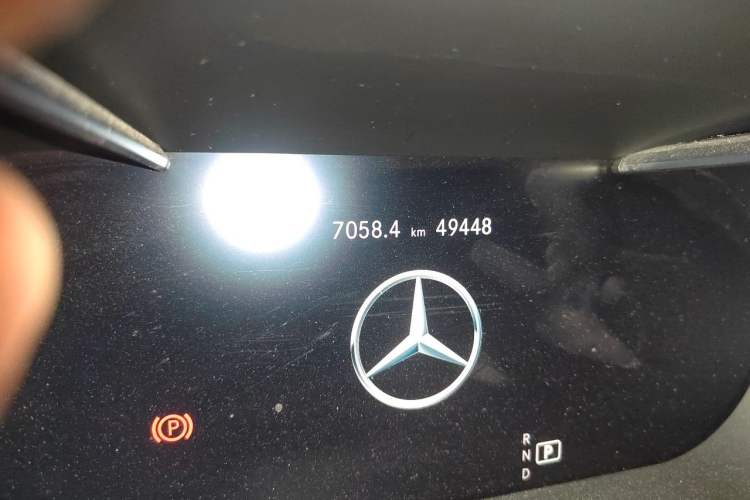Used Mercedes-Benz GLC 2021 GLC 300 L 4MATIC Dynamic Model Odometer Close Up