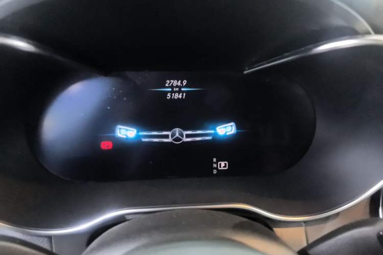 Used Mercedes-Benz GLC 2021 GLC 260 L 4MATIC Luxury Model Odometer Close Up