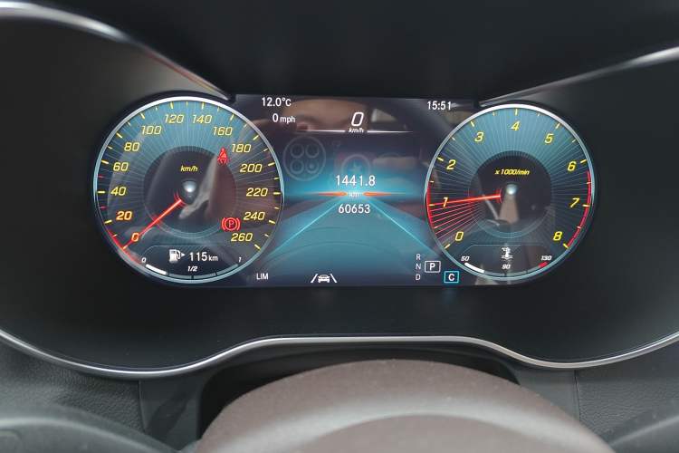 Used Mercedes-Benz GLC 2021 GLC 300 L 4MATIC Luxury Model Odometer Close Up