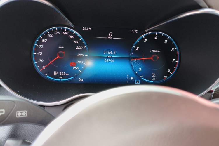 Used Mercedes-Benz GLC 2021 GLC 260 L 4MATIC Luxury Model Odometer Close Up
