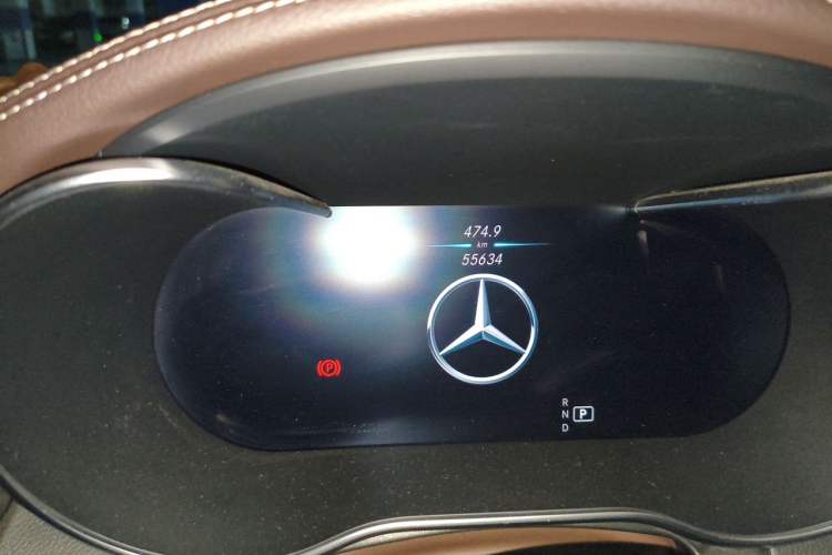 Used Mercedes-Benz GLC 2021 GLC 300 L 4MATIC Dynamic Model Odometer Close Up