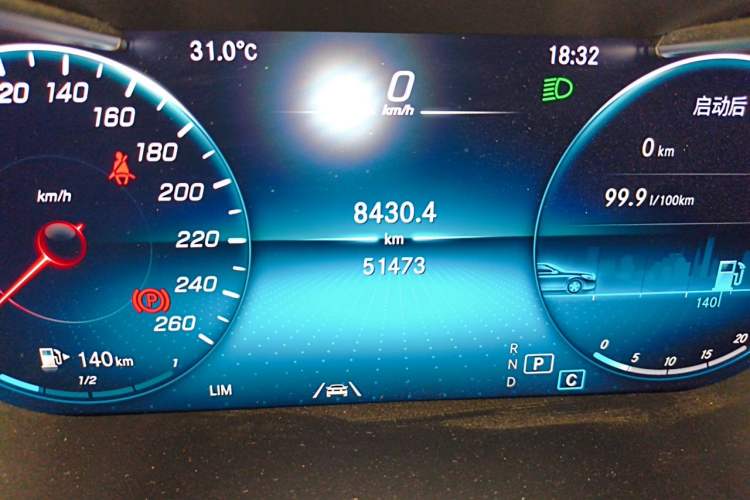 Used Mercedes-Benz GLC 2021 GLC 300 L 4MATIC Dynamic Model Odometer Close Up