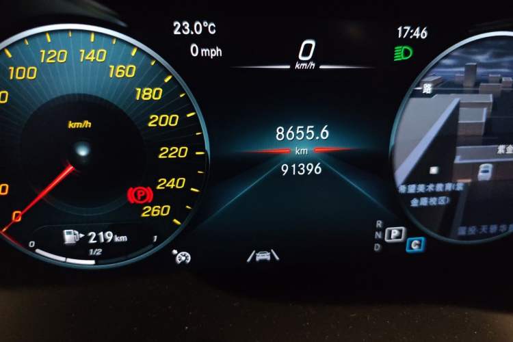 Used Mercedes-Benz GLC 2021 GLC 300 L 4MATIC Dynamic Model Odometer Close Up