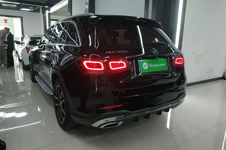 Used Mercedes-Benz GLC 2021 GLC 300 L 4MATIC Dynamic Model Rear Left 45 Deg