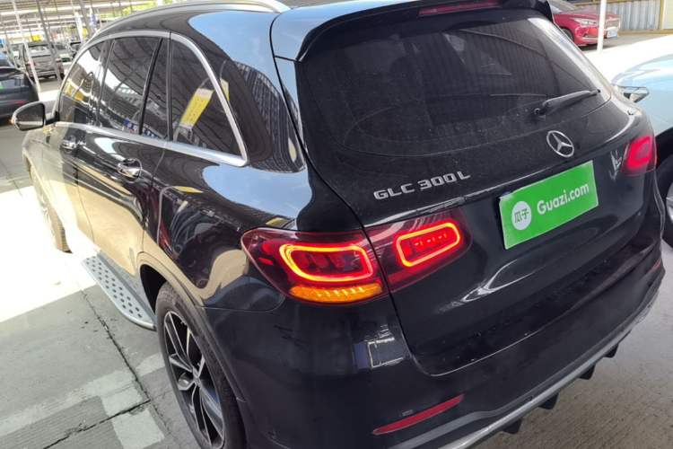 Used Mercedes-Benz GLC 2021 GLC 300 L 4MATIC Dynamic Model Rear Left 45 Deg