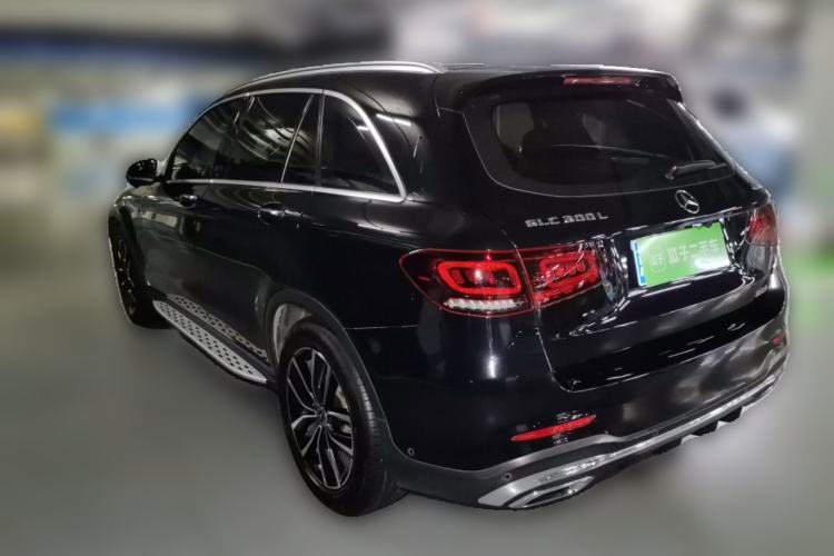 Used Mercedes-Benz GLC 2021 GLC 300 L 4MATIC Dynamic Model Rear Left 45 Deg