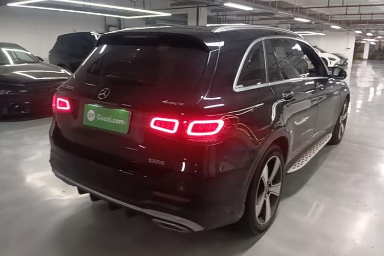 Used Mercedes-Benz GLC 2021 GLC 300 L 4MATIC Luxury Model Rear Right 45 Deg