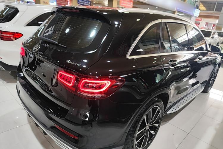 Used Mercedes-Benz GLC 2021 GLC 300 L 4MATIC Dynamic Model Rear Right 45 Deg