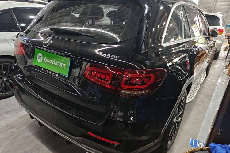 Used Mercedes-Benz GLC 2021 GLC 300 L 4MATIC Dynamic Model Rear Right 45 Deg
